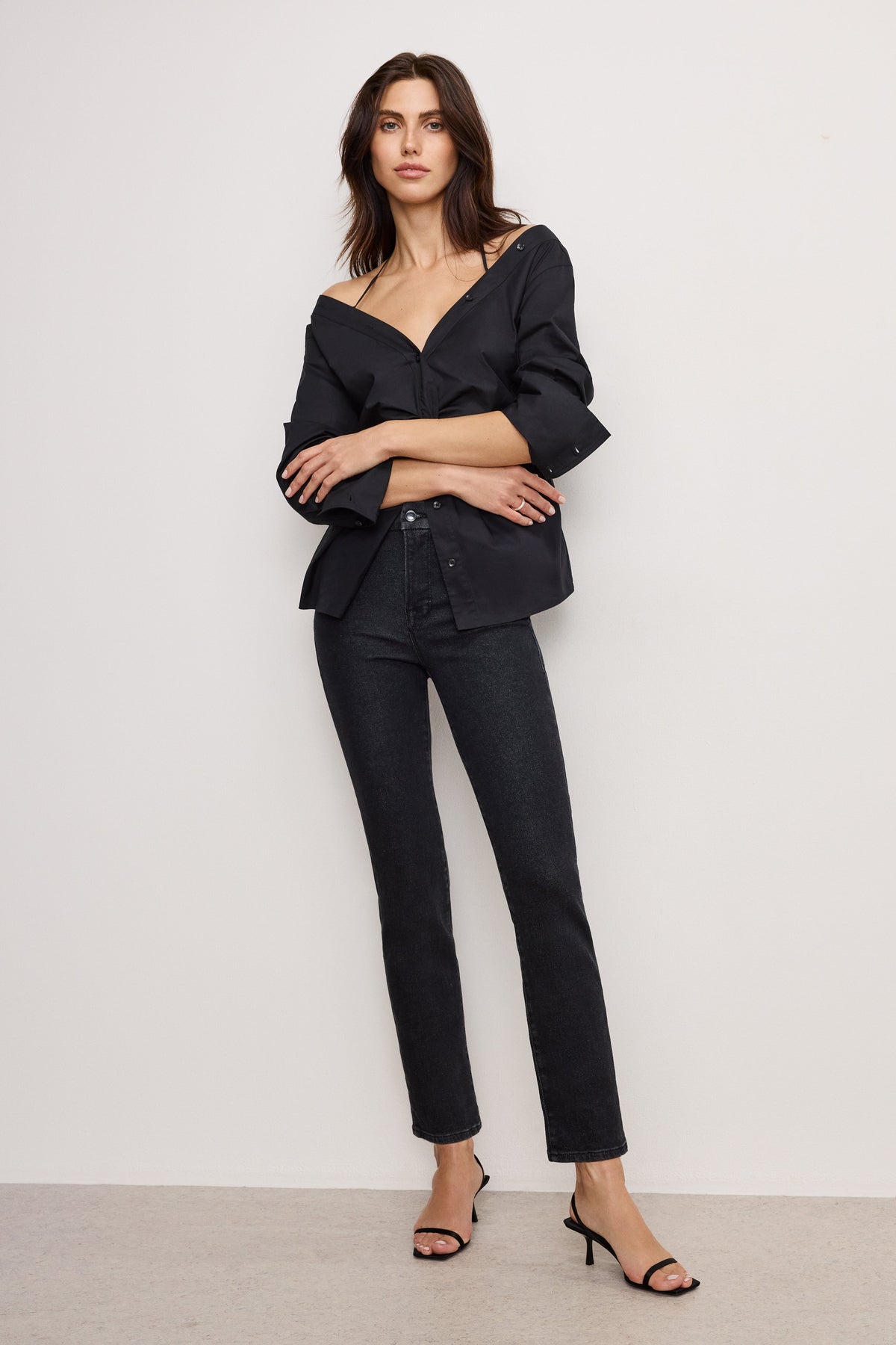Good Legs Straight Jeans in Black184