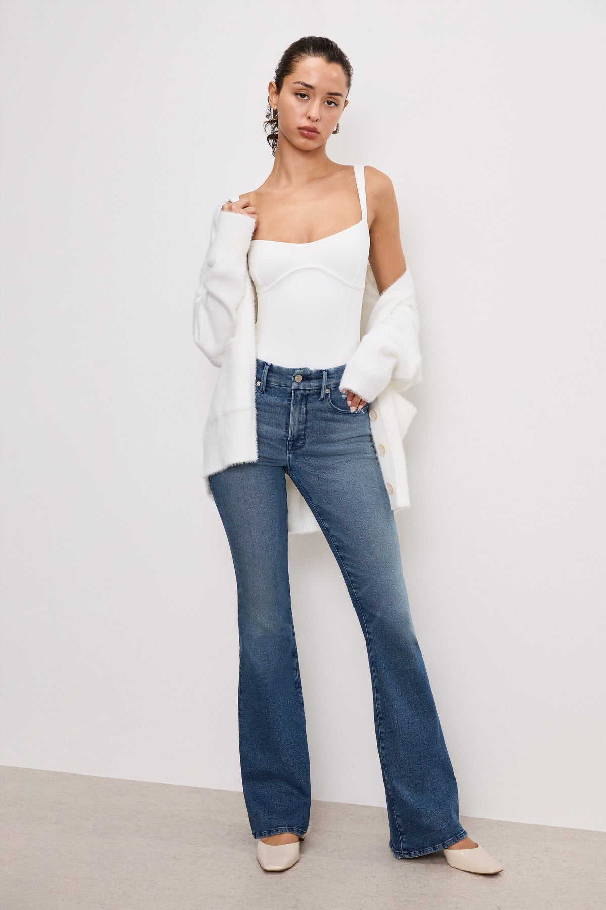 Sweetheart Sculpting Tank Bodysuit in White001