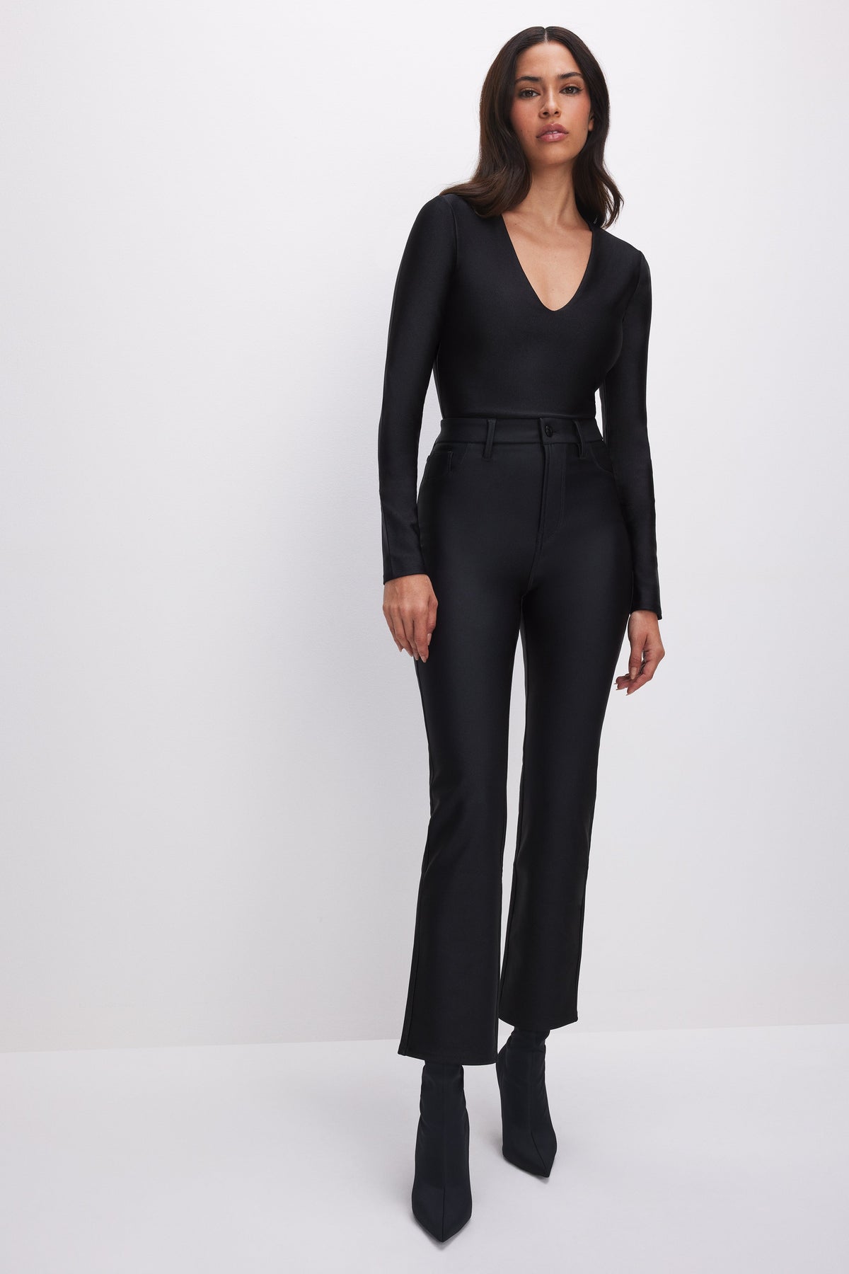 Compression Shine Straight Pants in Black001