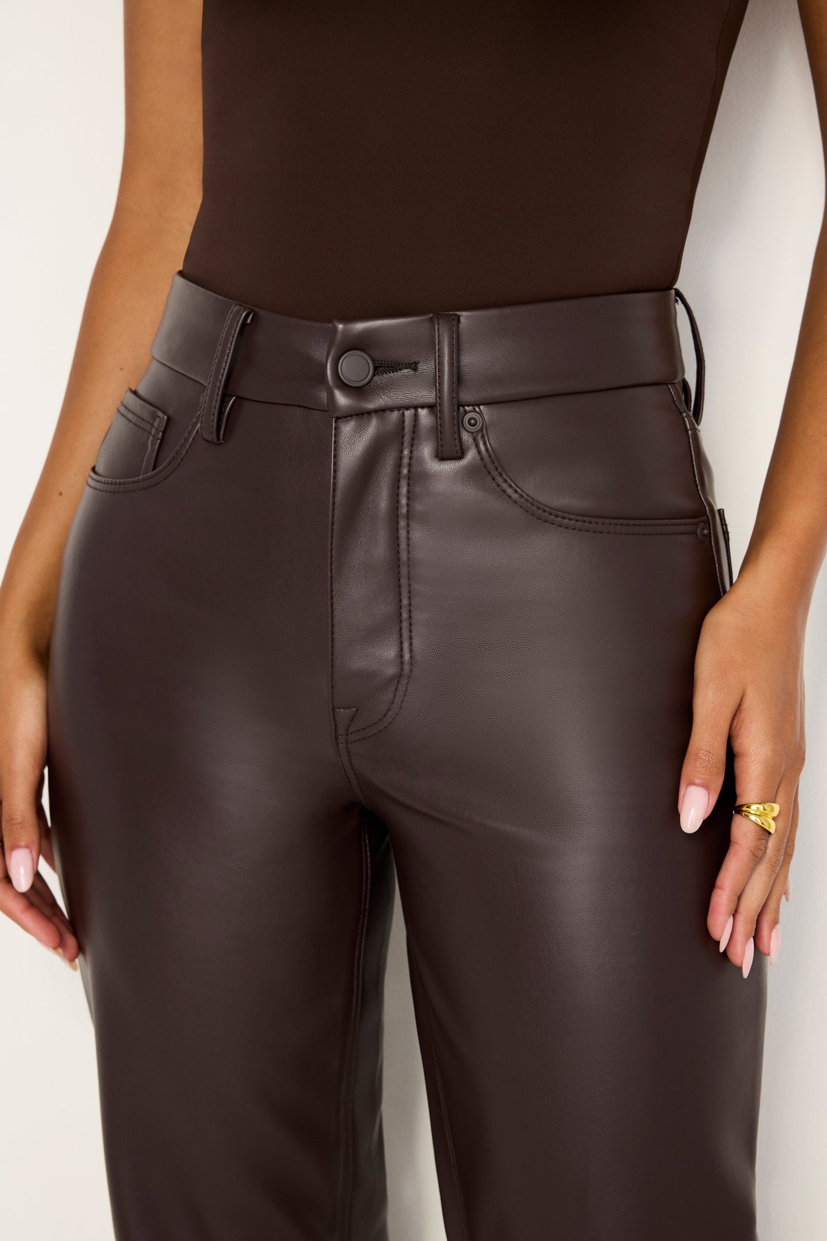 Good Icon Faux Leather Pants in Bark003