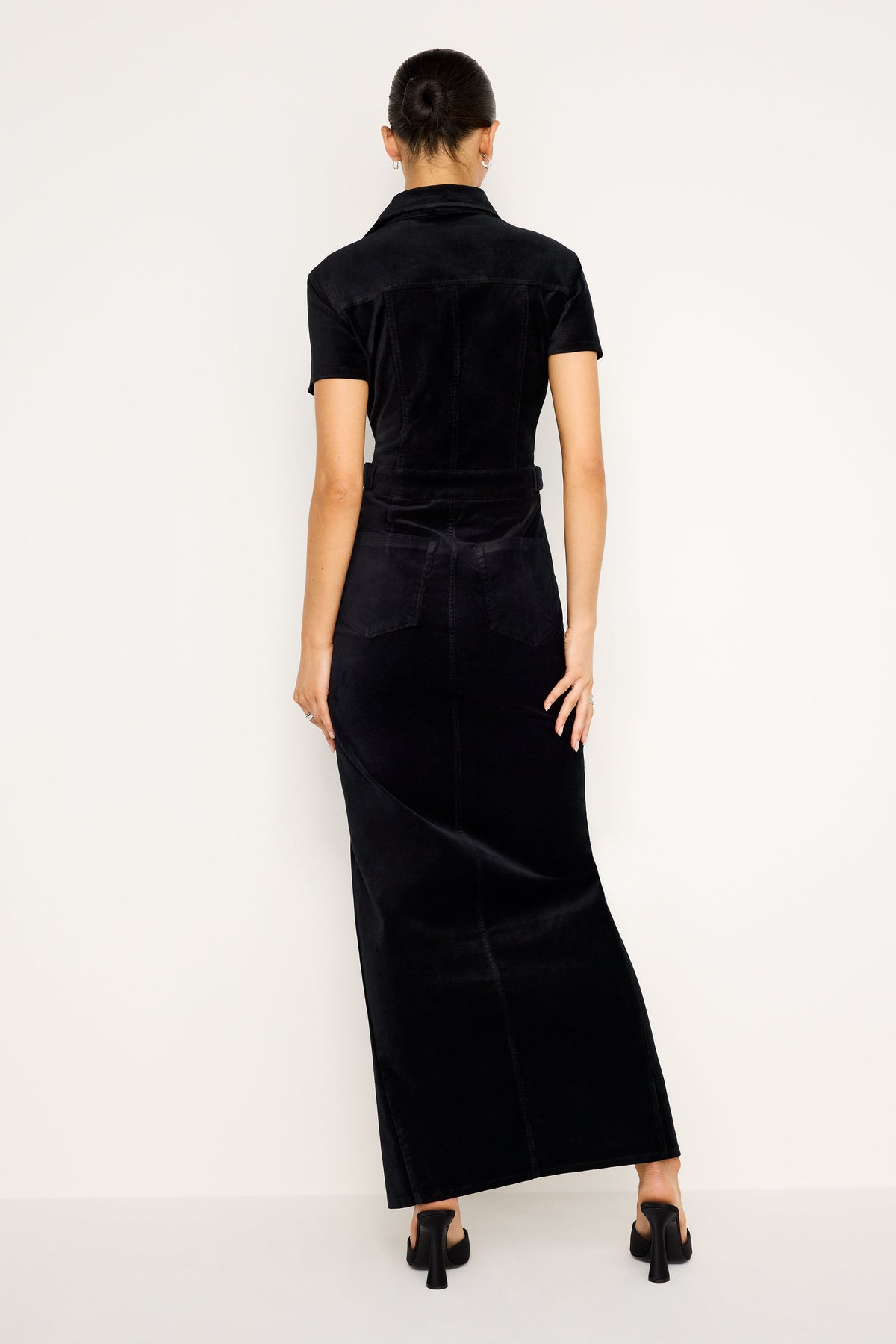 Velvet Fit For Success Maxi in Black001