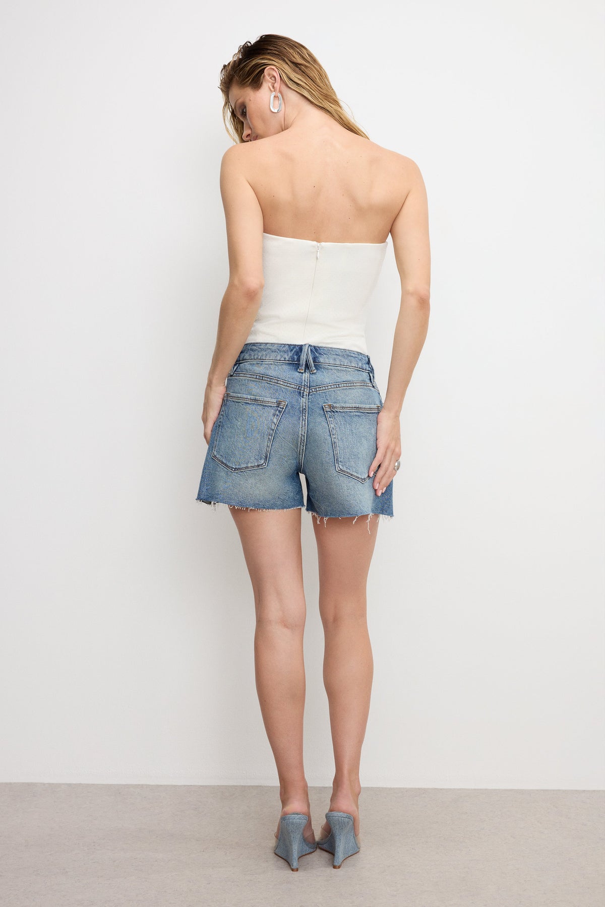 Good Girlfriend Shorts in Indigo804