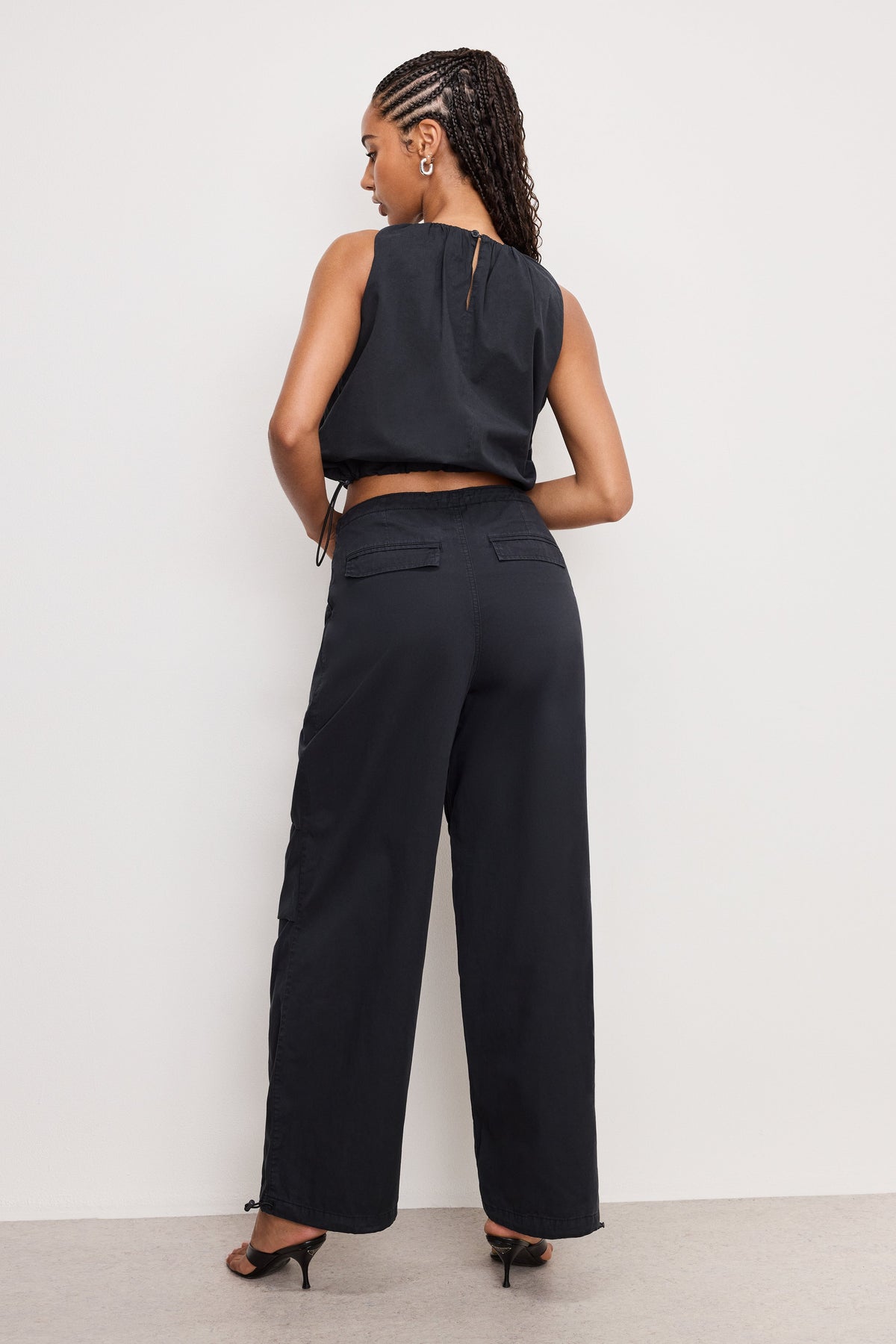 The Twill Parachute Pants in Black001