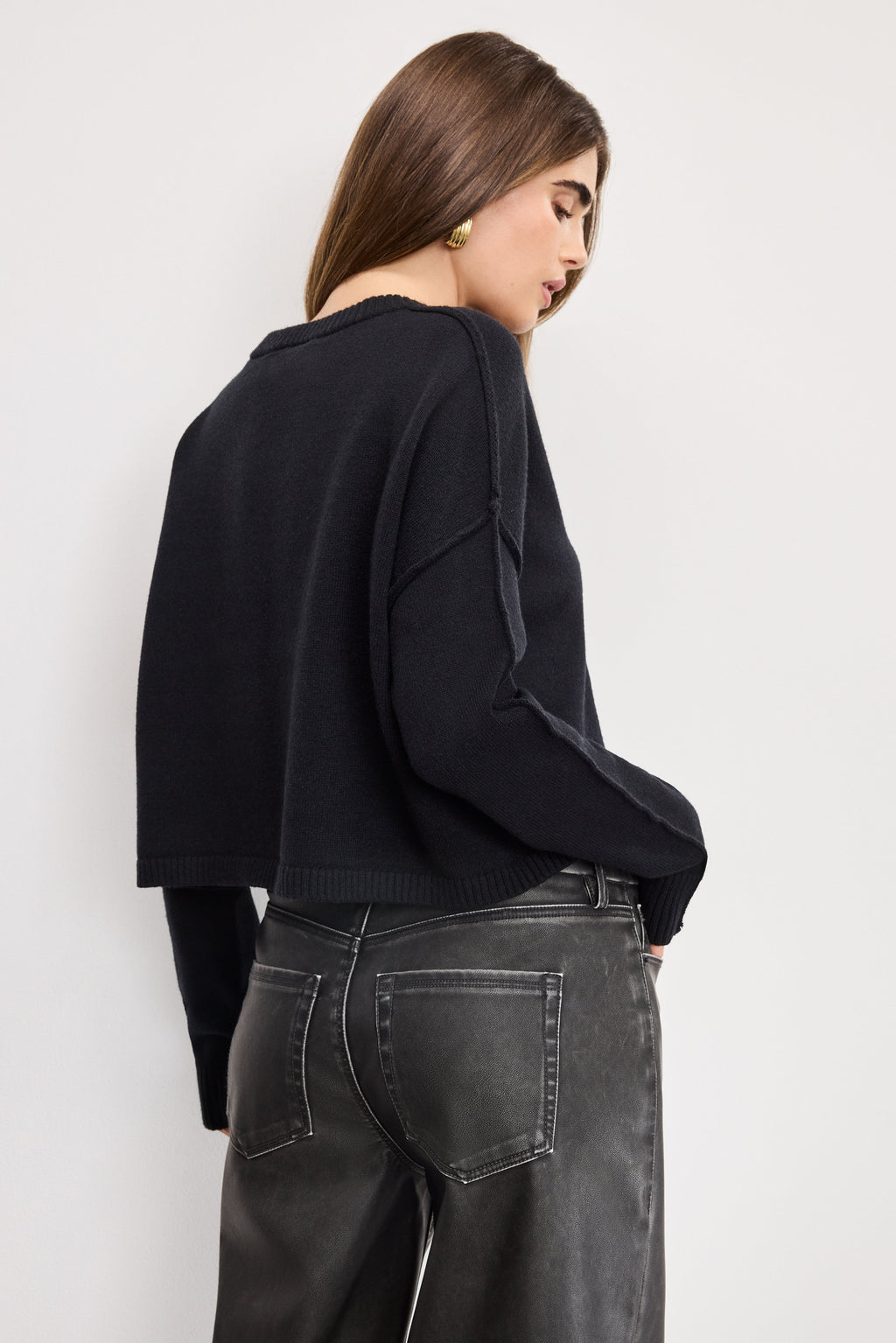 Cozy Knit Crew Neck in Black