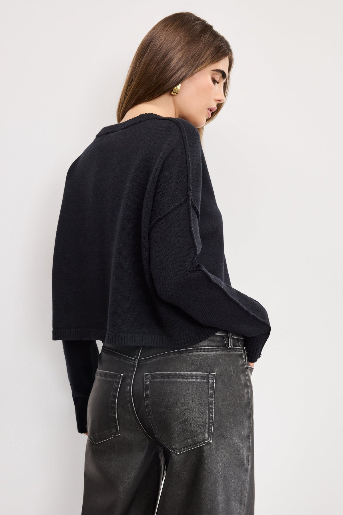 Cozy Knit Crew Neck in Black