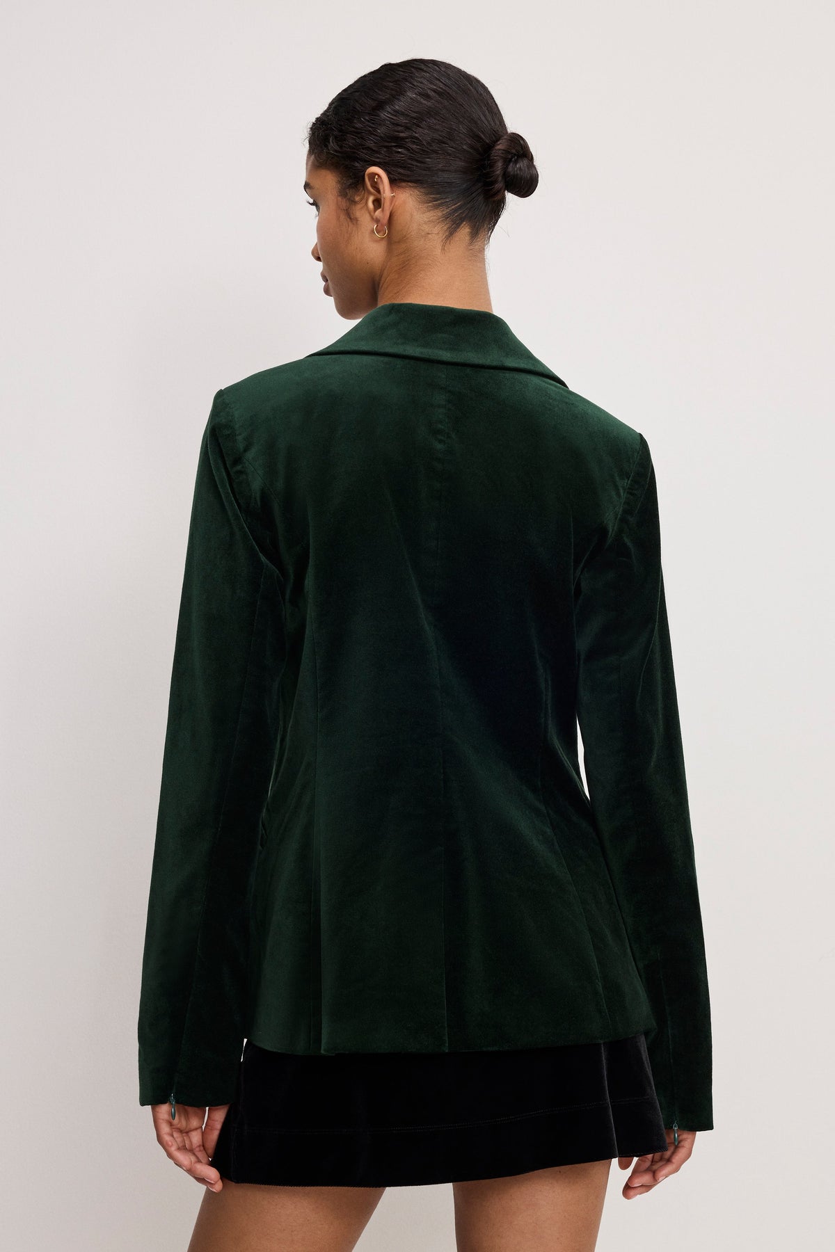 Velvet Sculpted Blazer in Pine Green003