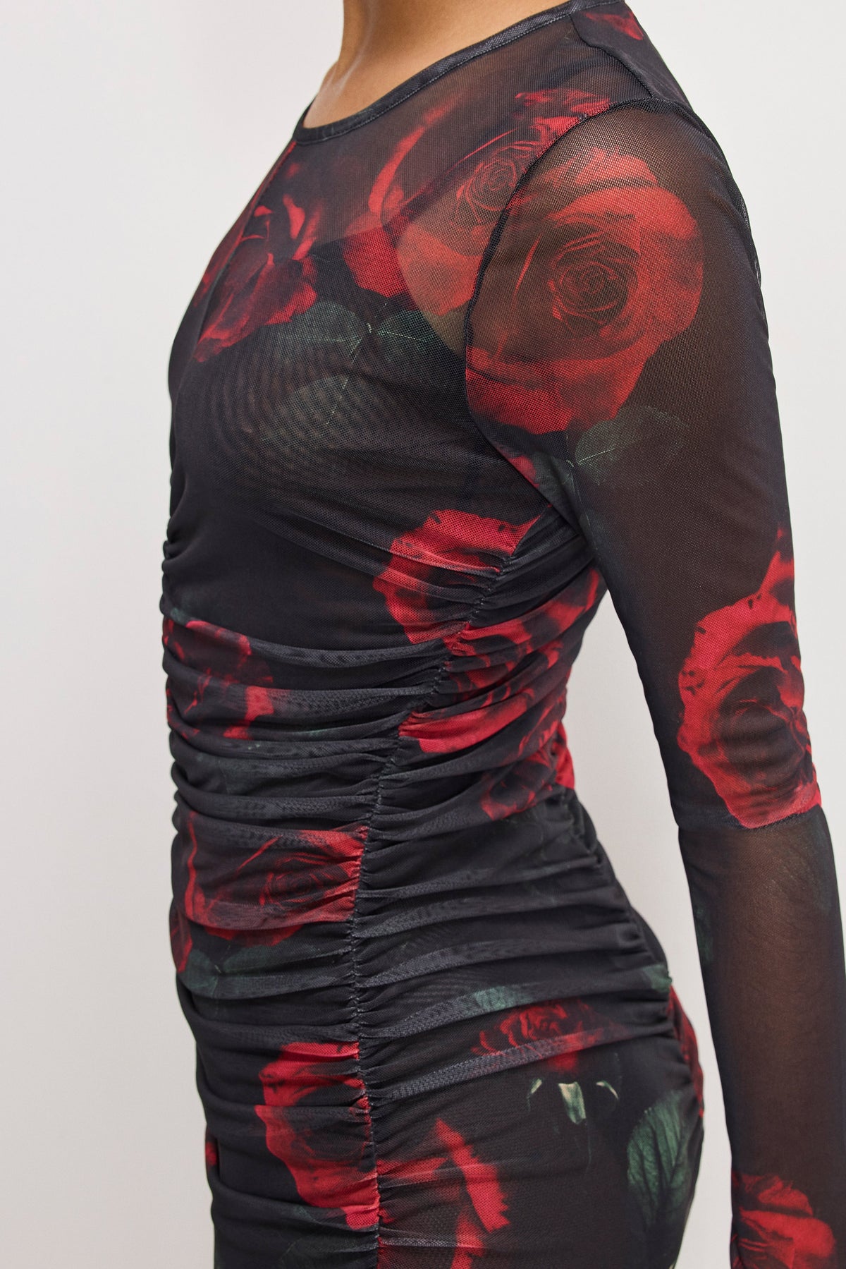 Mesh Ruched Maxi Dress in Moody Red Roses001