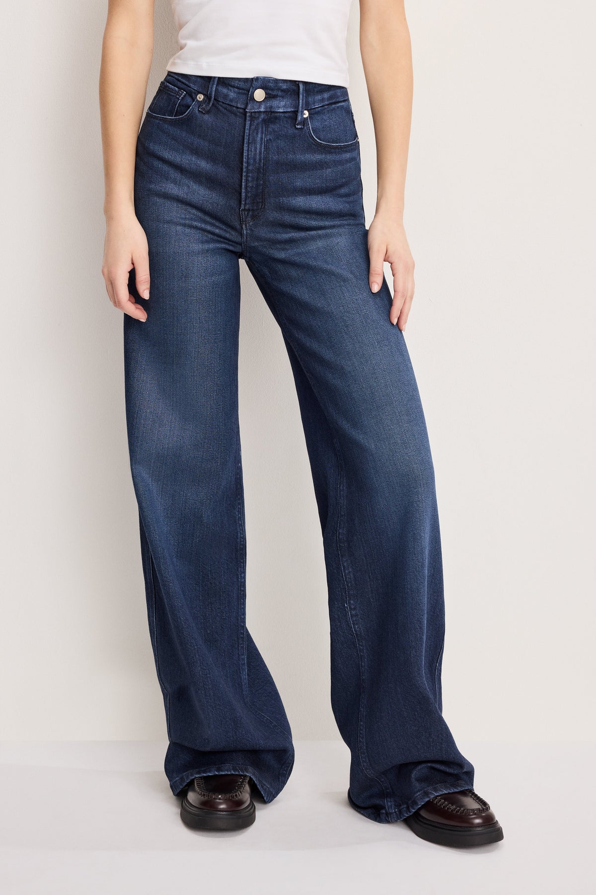 Soft Tech Good Skate Wide-Leg Jeans in Indigo516