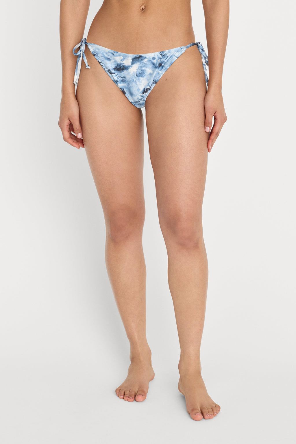 Print String Bikini Bottom in Blue Angel Print