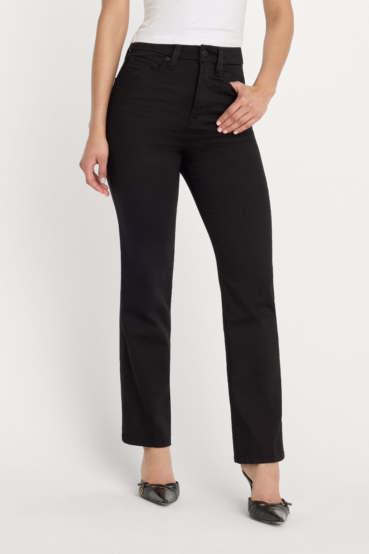 Never Fade Good Curve Straight Jeans in Black001