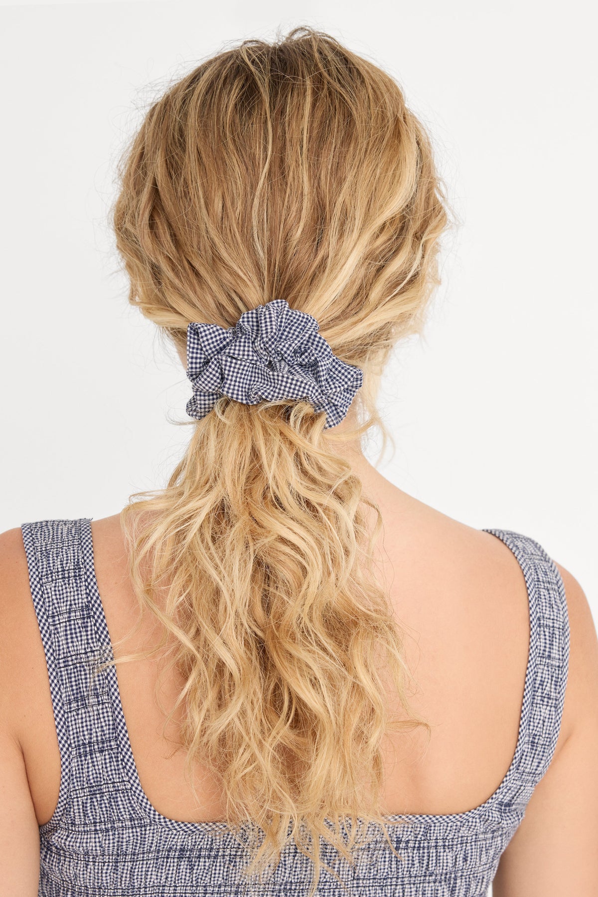 The Scrunchie in Horizon Gingham Small