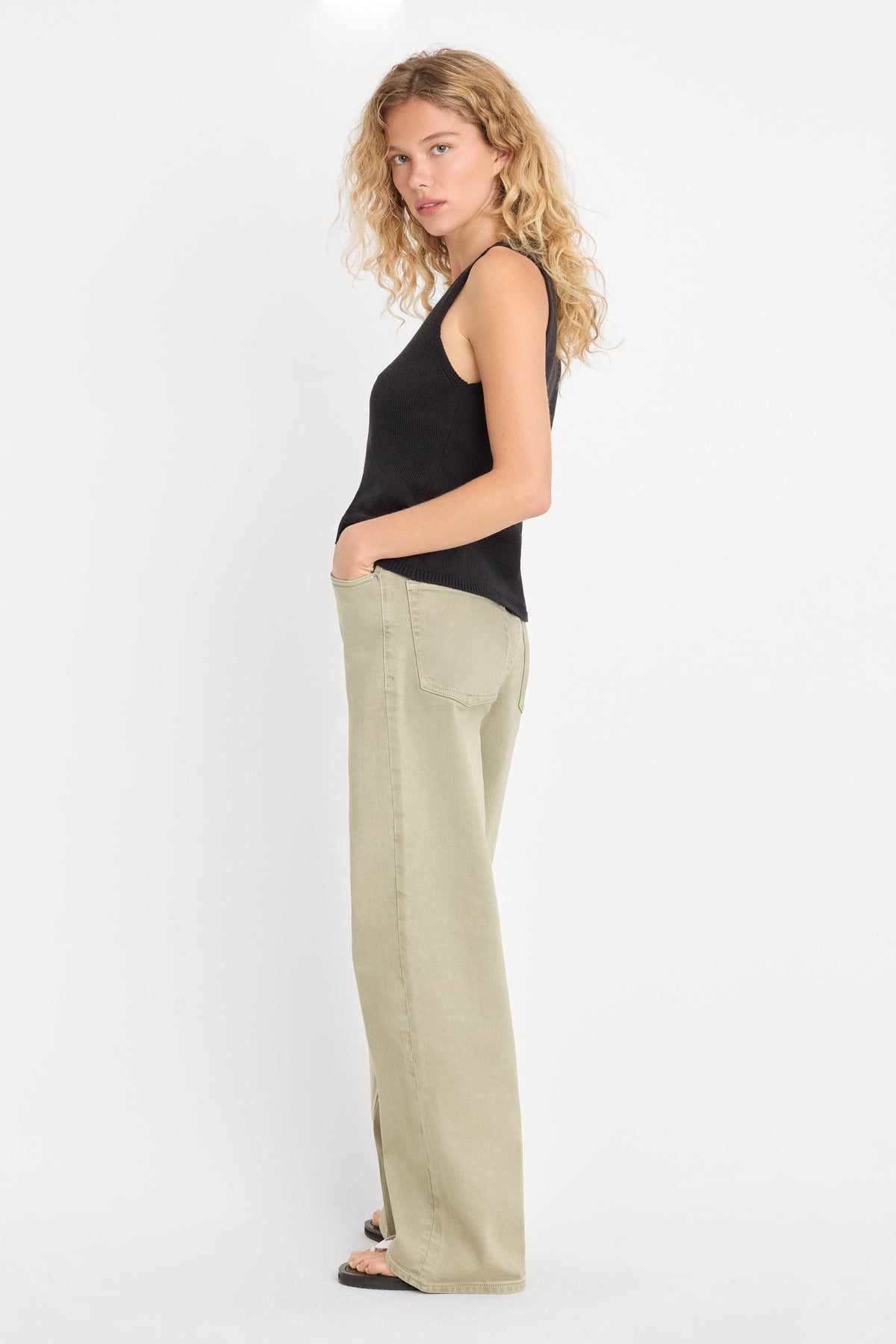 Vintage Wide Jeans in Beachgrass