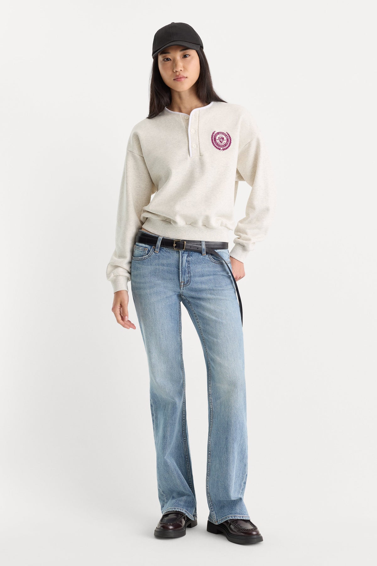 The Brushed Fleece Henley in Oatmeal