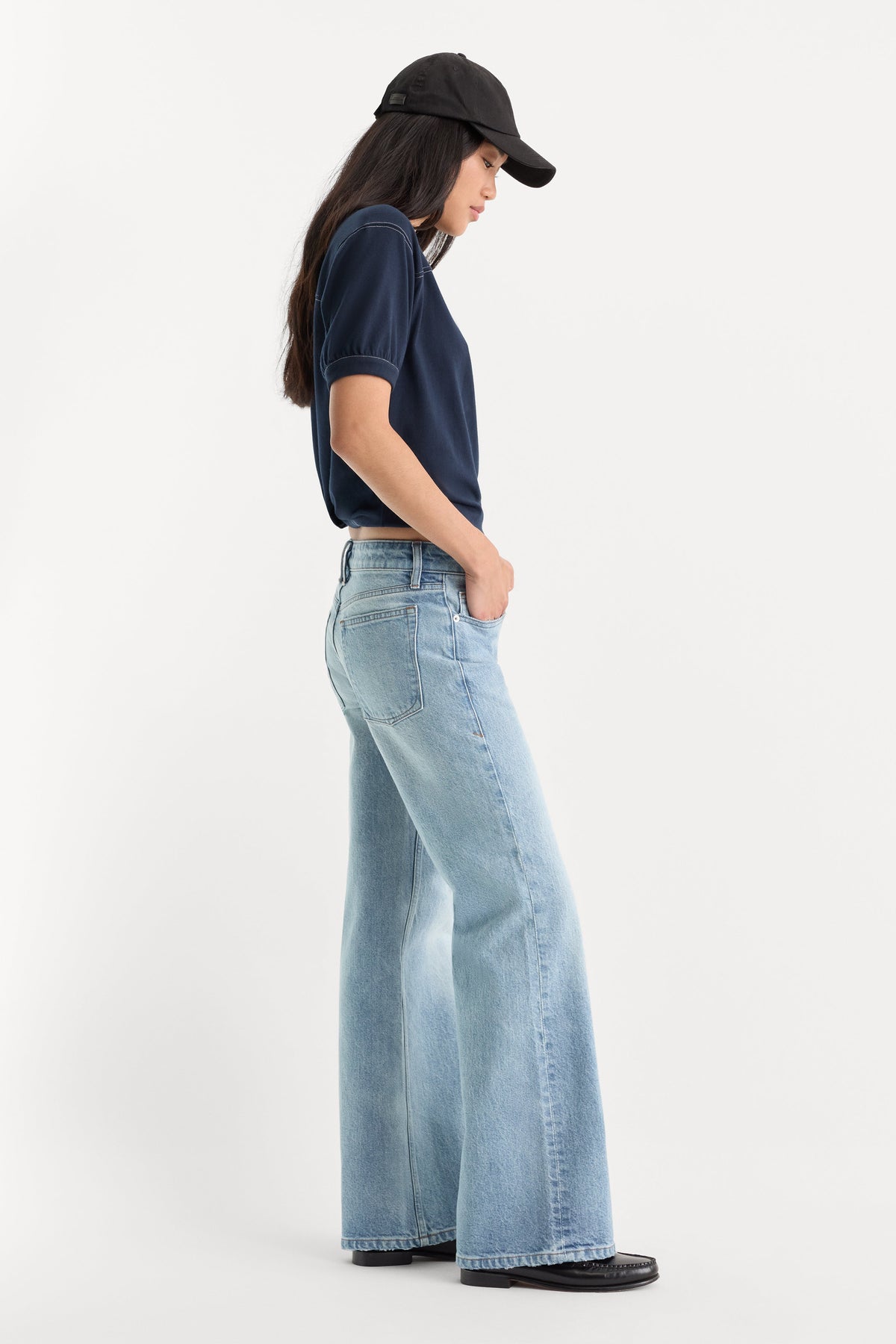 Vintage Low Rise Loose Jeans in Vale