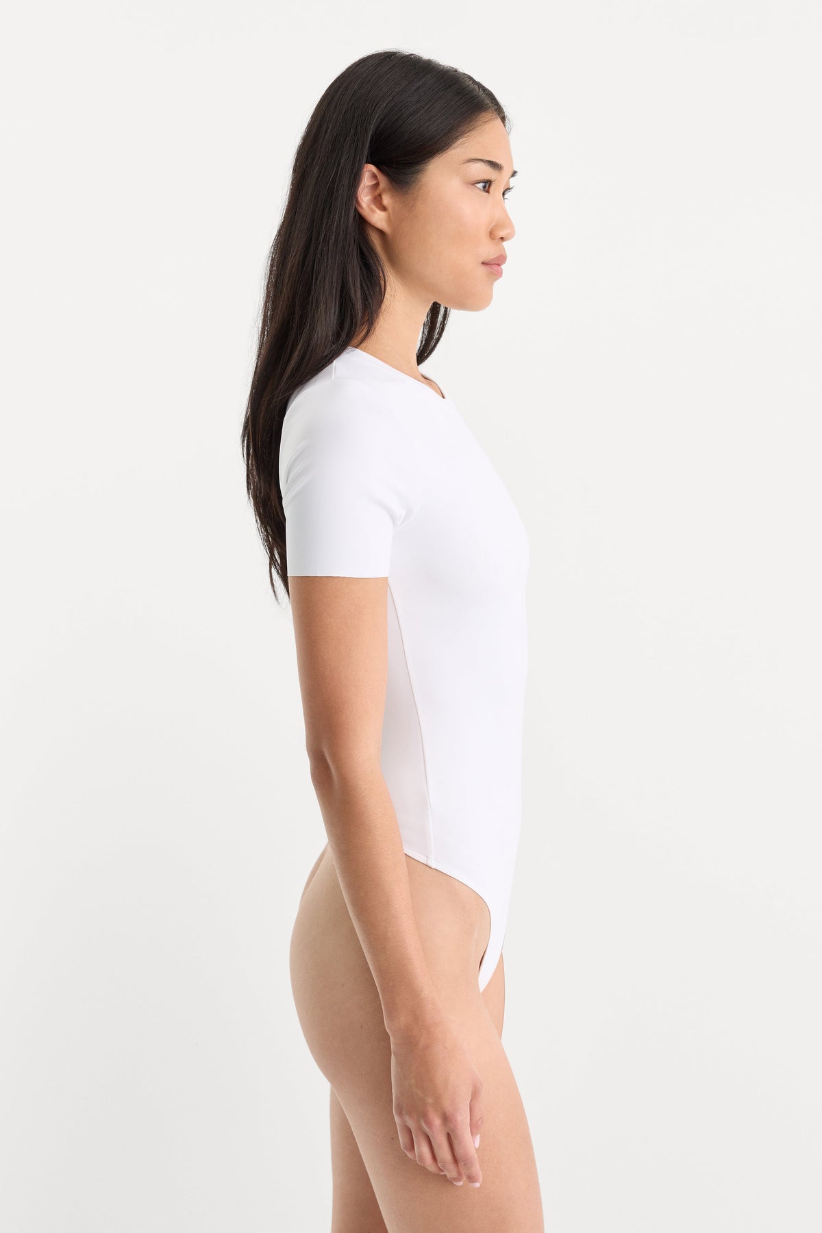 the Sculpting Modern Bodysuit in White001