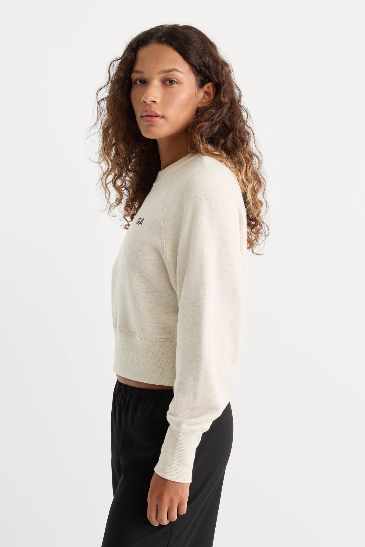 The French Terry Raglan Sweatshirt in Oatmeal Heather