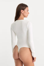 the Sculpting Modern Long Sleeve Bodysuit in White001