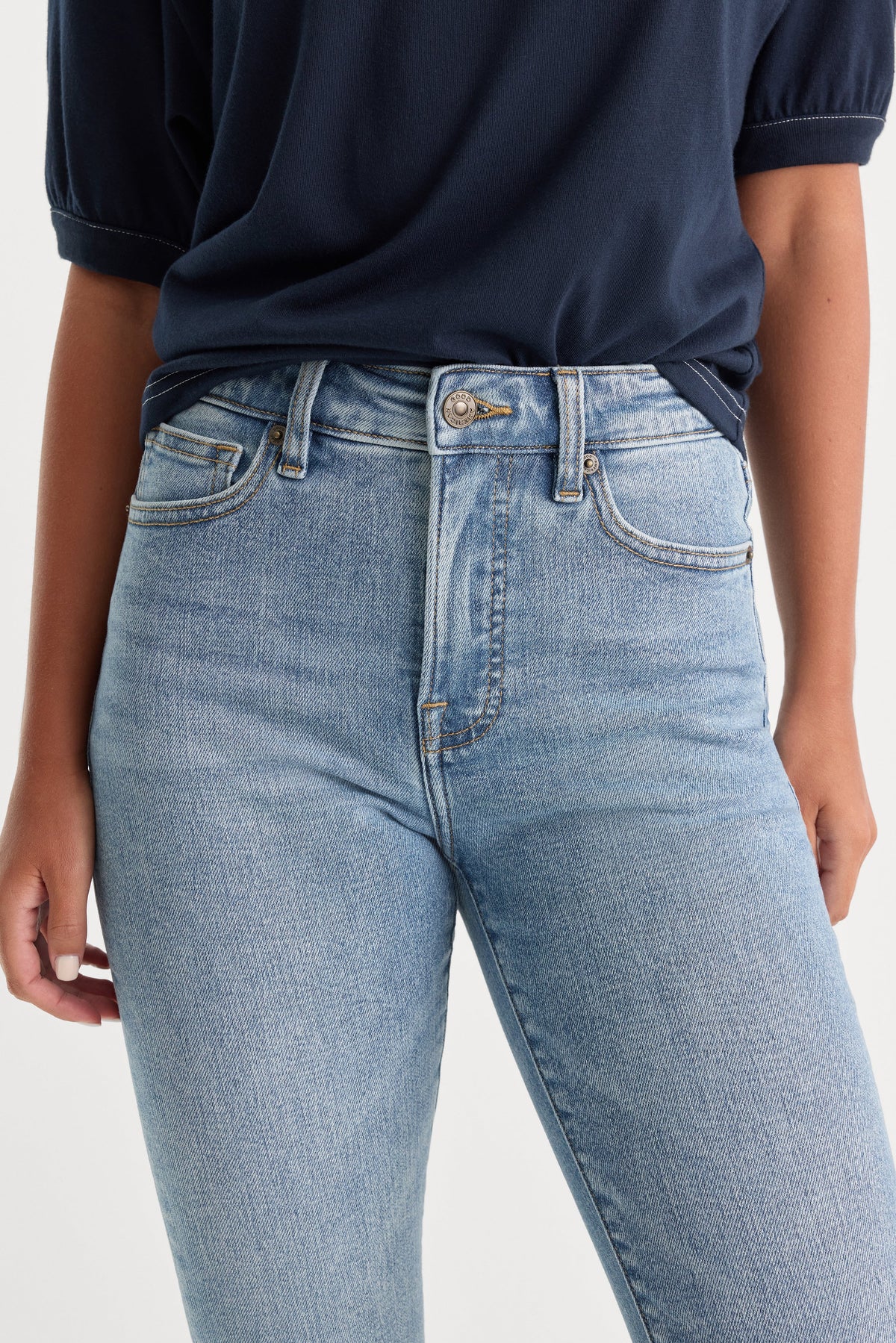 Good Legs Skinny Jeans in Indigo1154