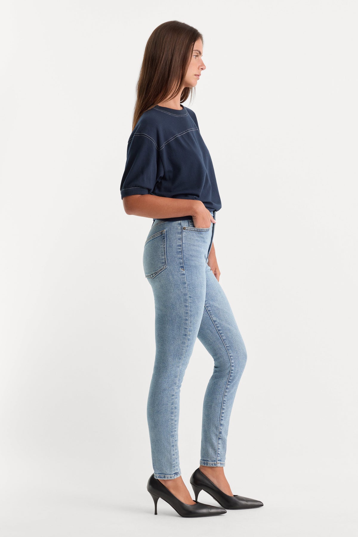Good Legs Skinny Jeans in Indigo1154