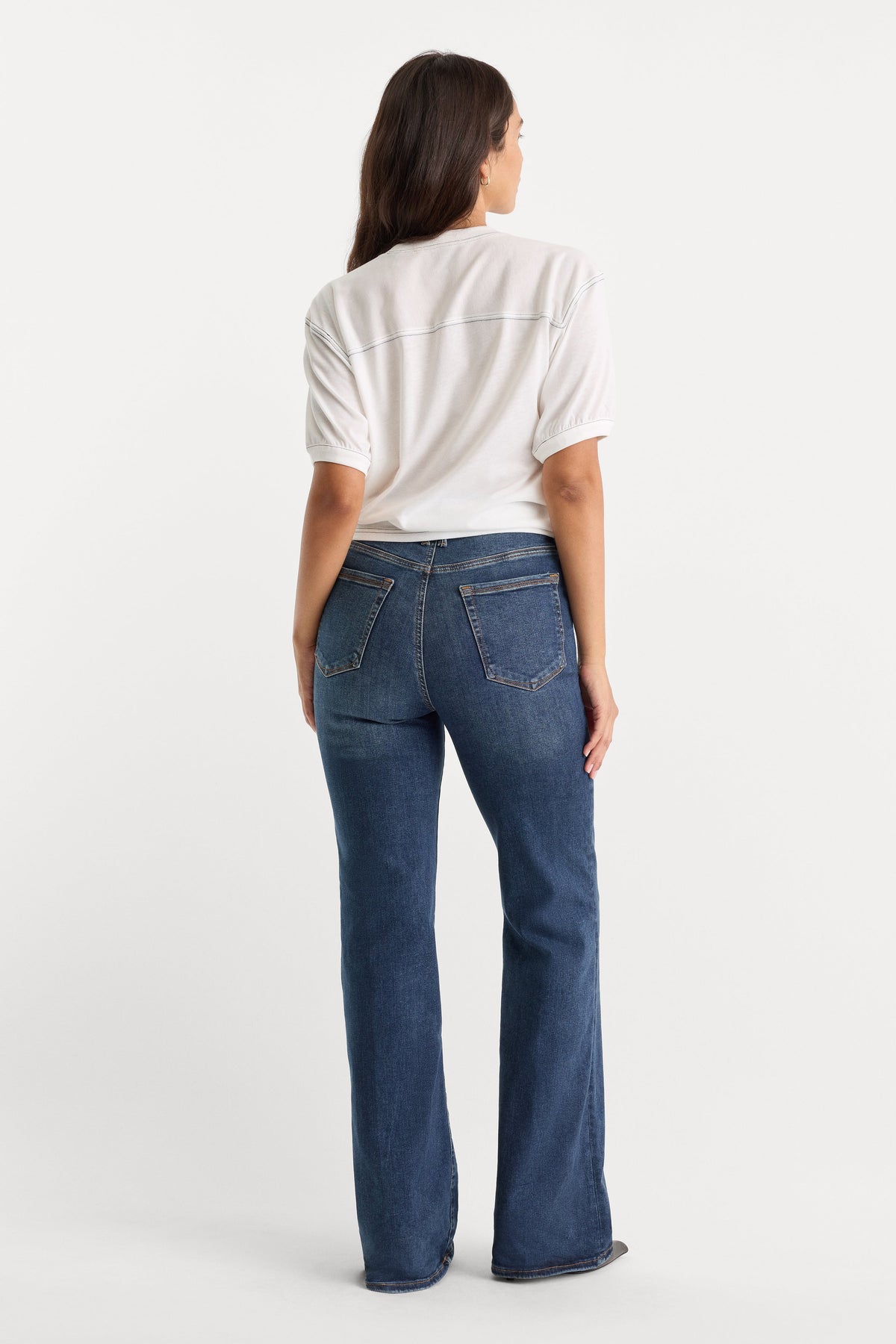 Always Fits Good Classic Bootcut Jeans in Indigo446