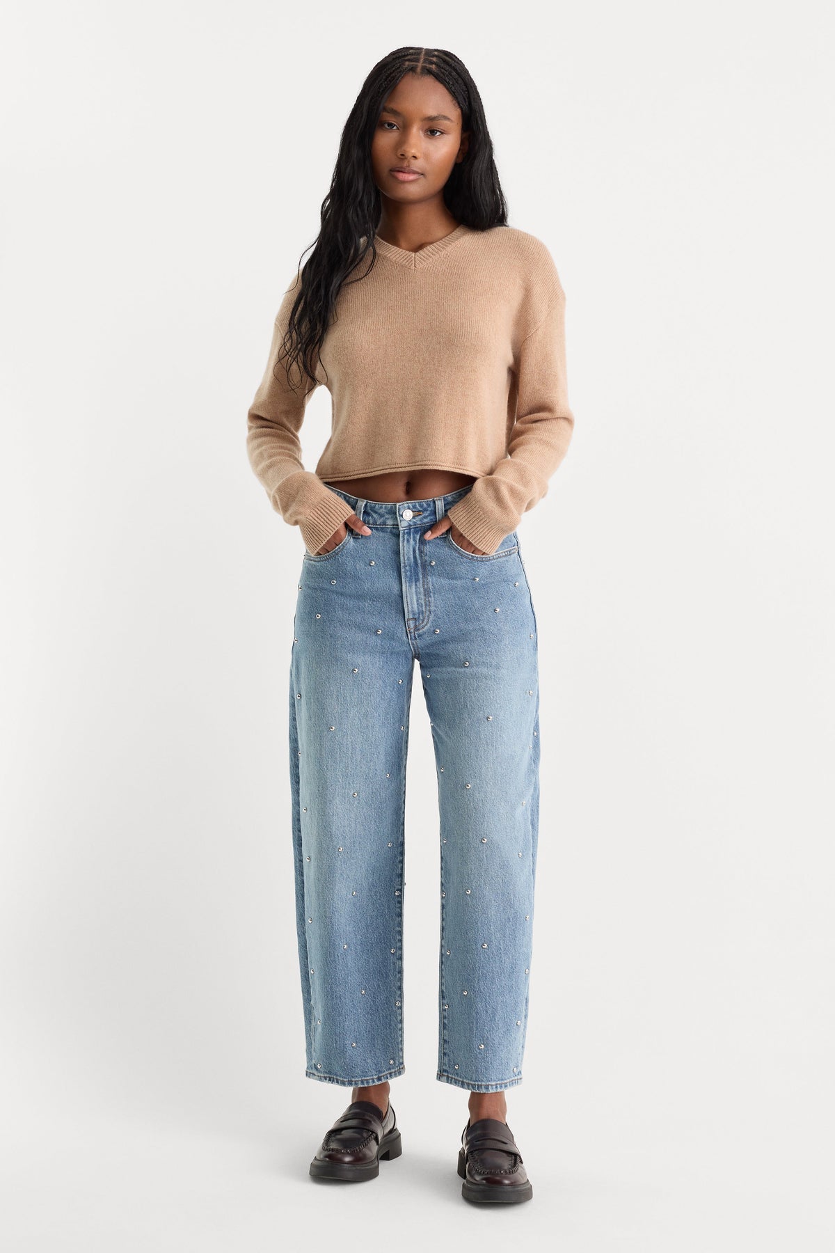 STUDDED VINTAGE BARREL ANKLE JEANS | ZANER