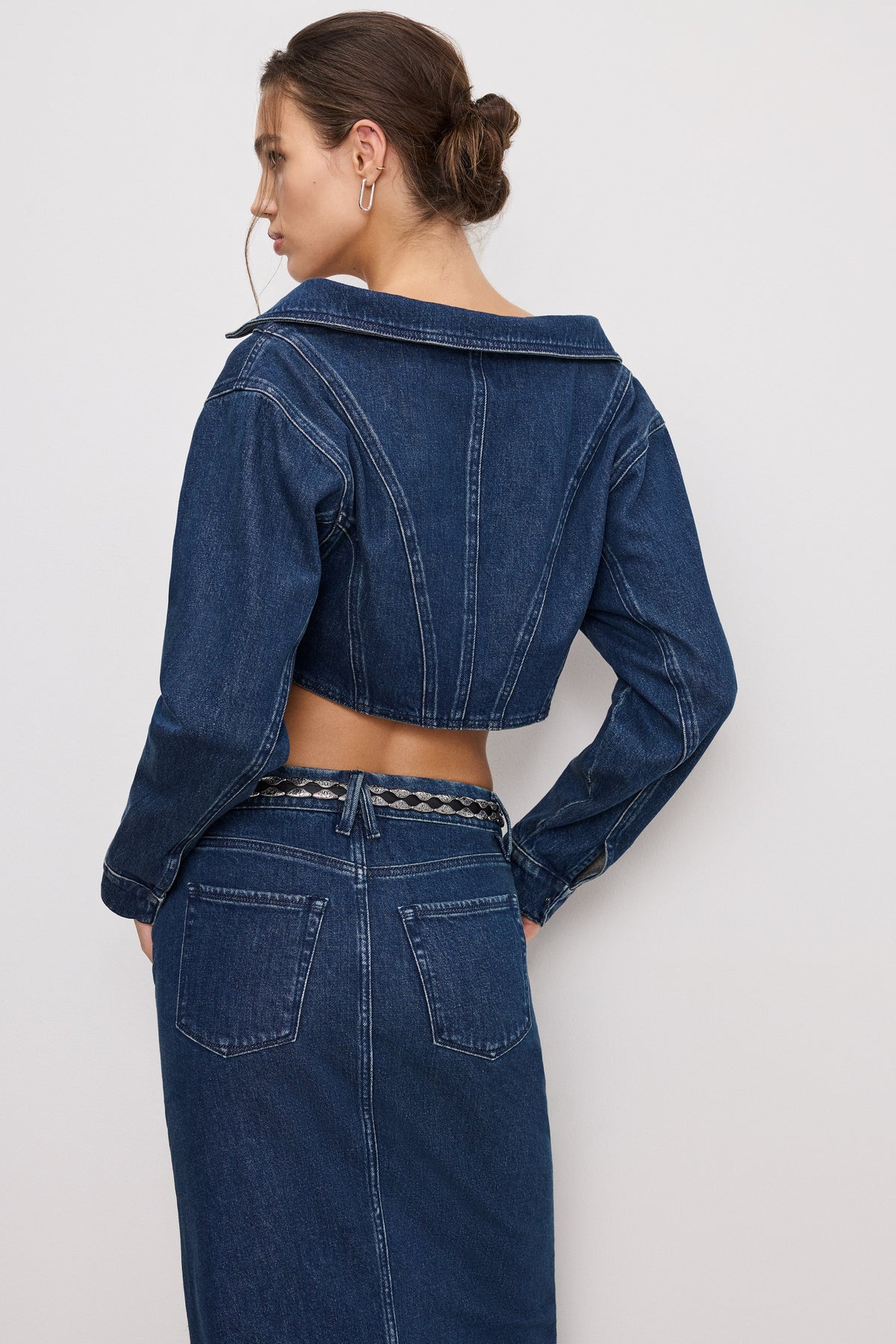 Denim Off-the-Shoulder Top in Indigo724