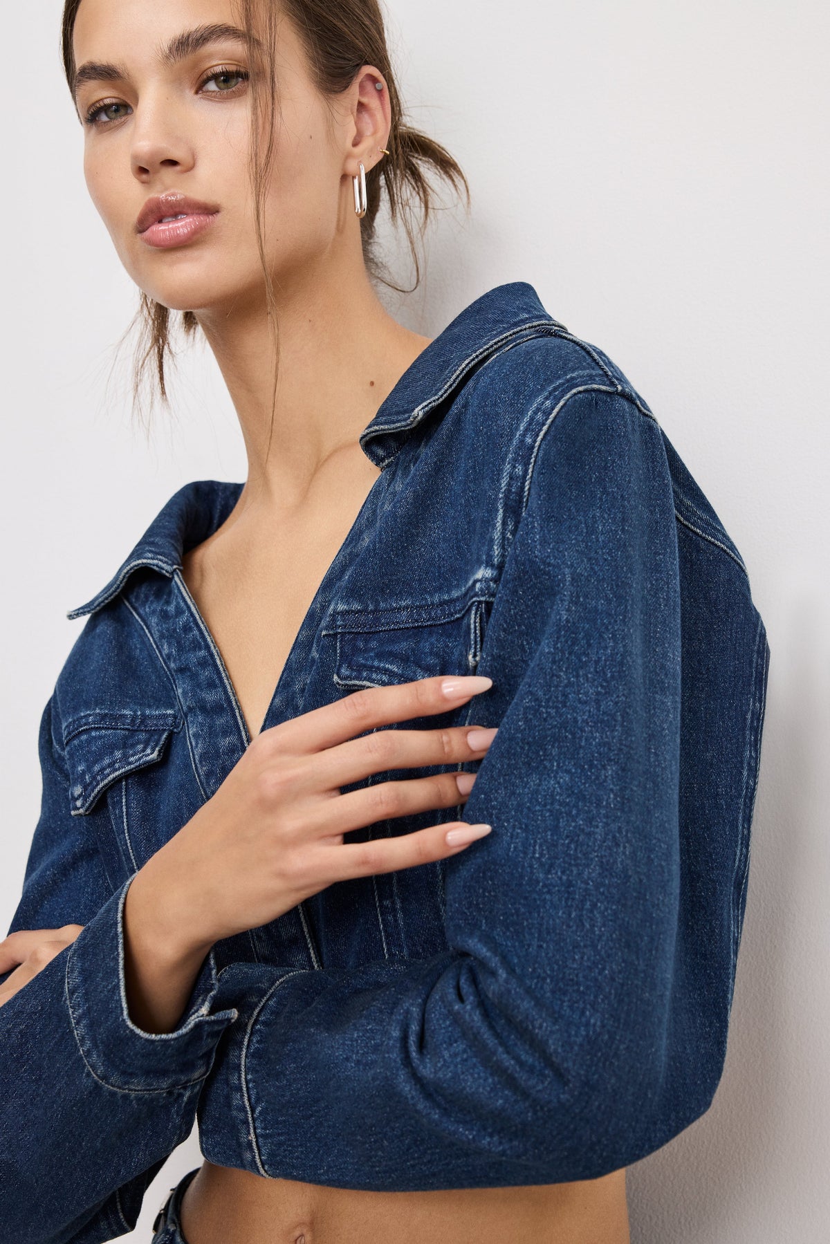 Denim Off-the-Shoulder Top in Indigo724