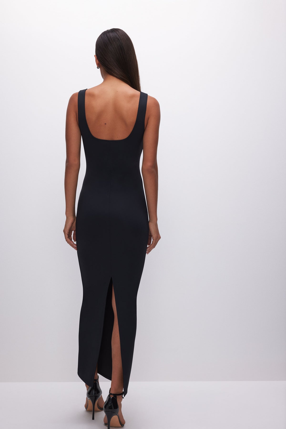 Sculpting Modern Tank Maxi Dress in Black001