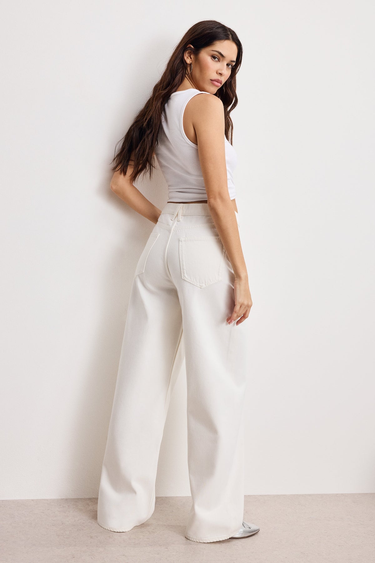 The Good Low Rise Baggy Jeans in Cloud White001