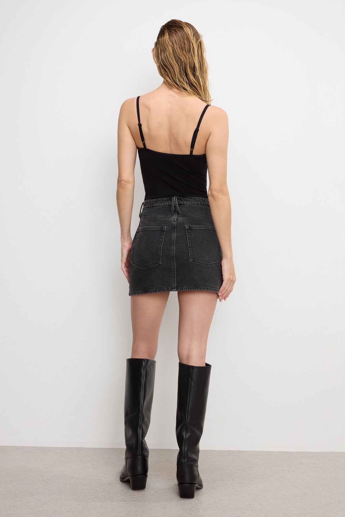 The Good 90s Mini Skirt in Black371