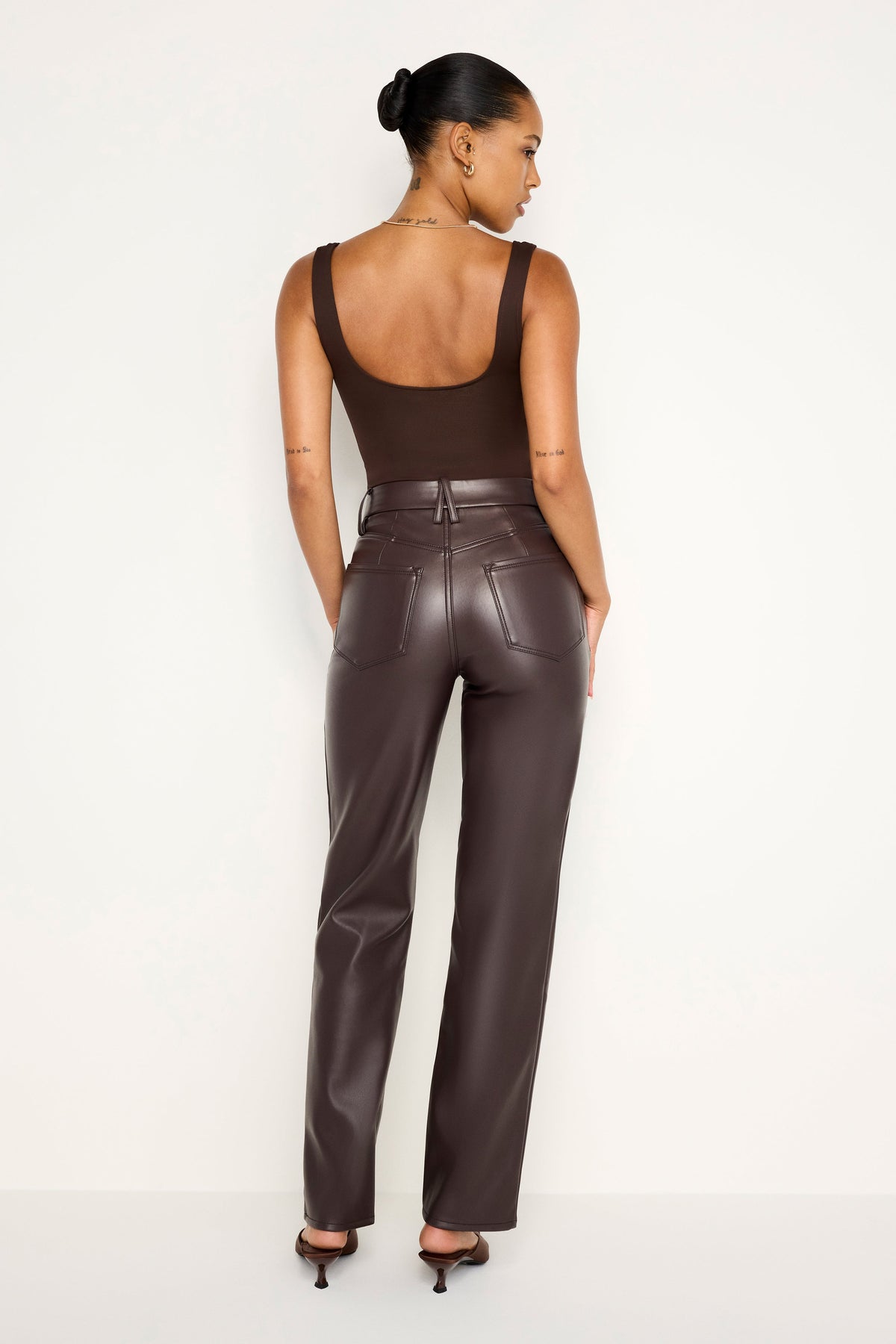 Good Icon Faux Leather Pants in Bark003