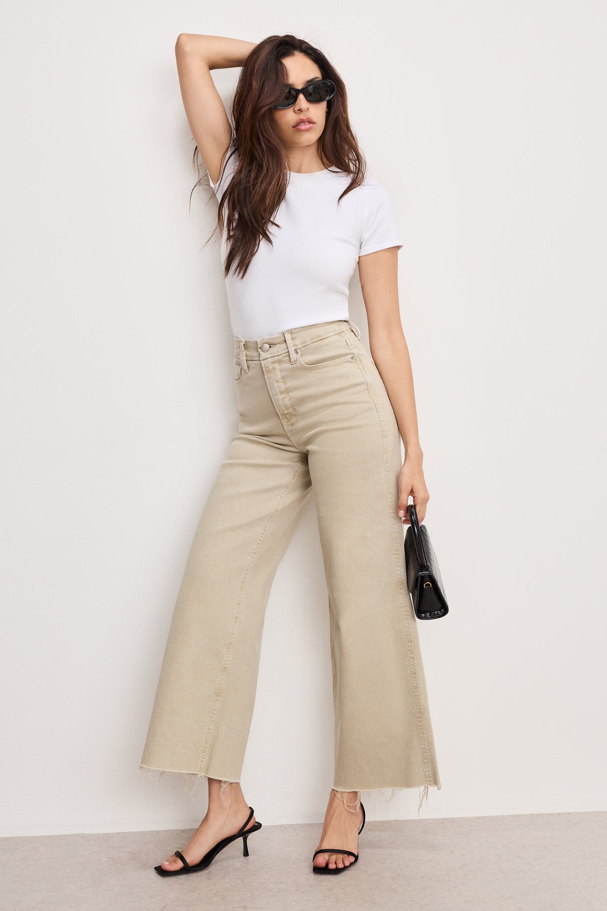 The Good Skate Wide Cropped Jeans in Dune001