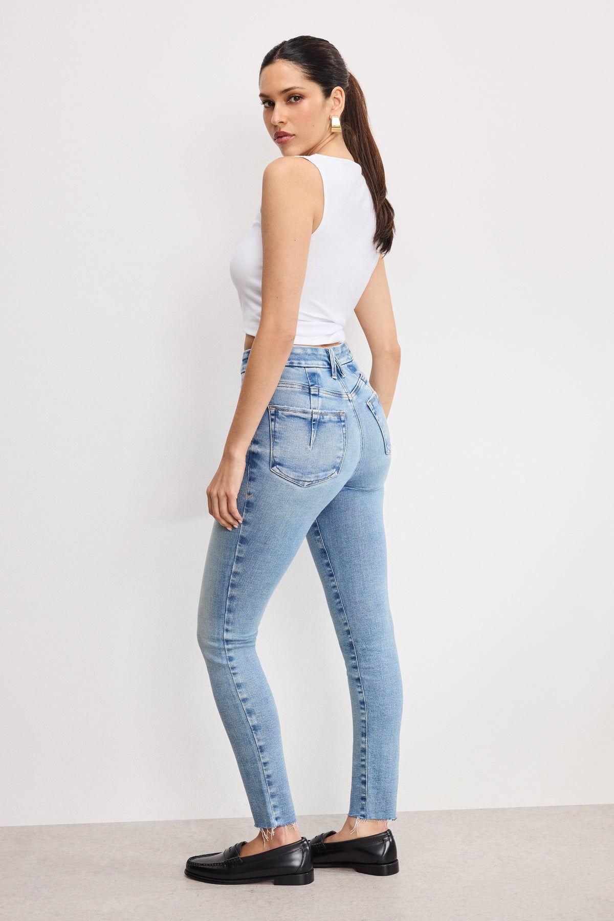 The Soft Tech Good Legs Skinny Jeans in Indigo1076