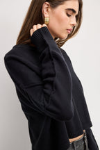 Cozy Knit Crew Neck in Black